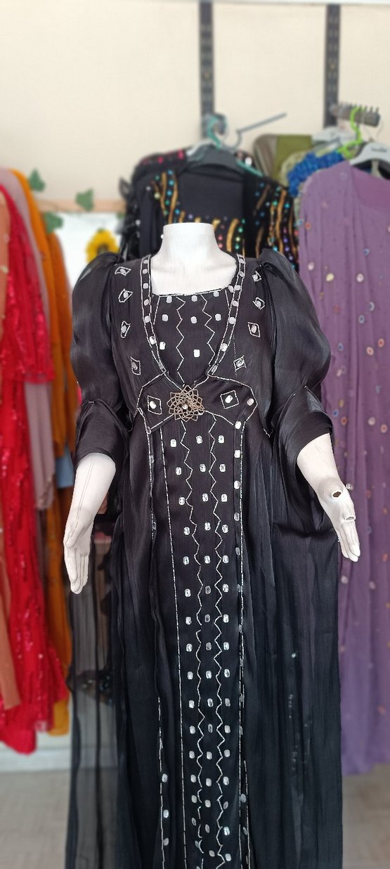 Uzun Siyah taş boncuk işlemeli satılık fiyat1600 - Görsel 2