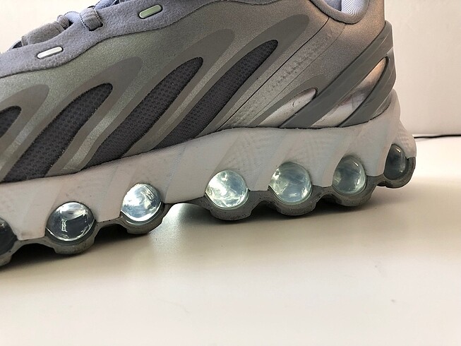 Nike DN8 Metalik Spor Ayakkabı - Görsel 5