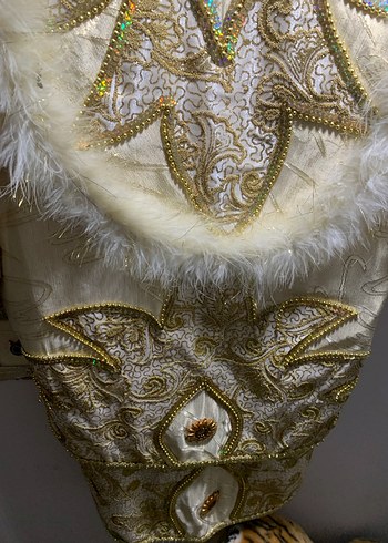 Çocuklar için Altın İşlemeli Sünnet Takımı - Görsel 15