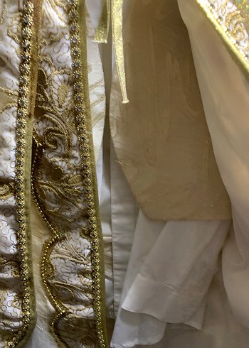 Çocuklar için Altın İşlemeli Sünnet Takımı - Görsel 9