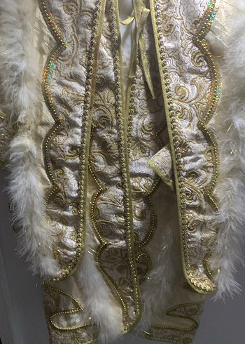 Çocuklar için Altın İşlemeli Sünnet Takımı - Görsel 3