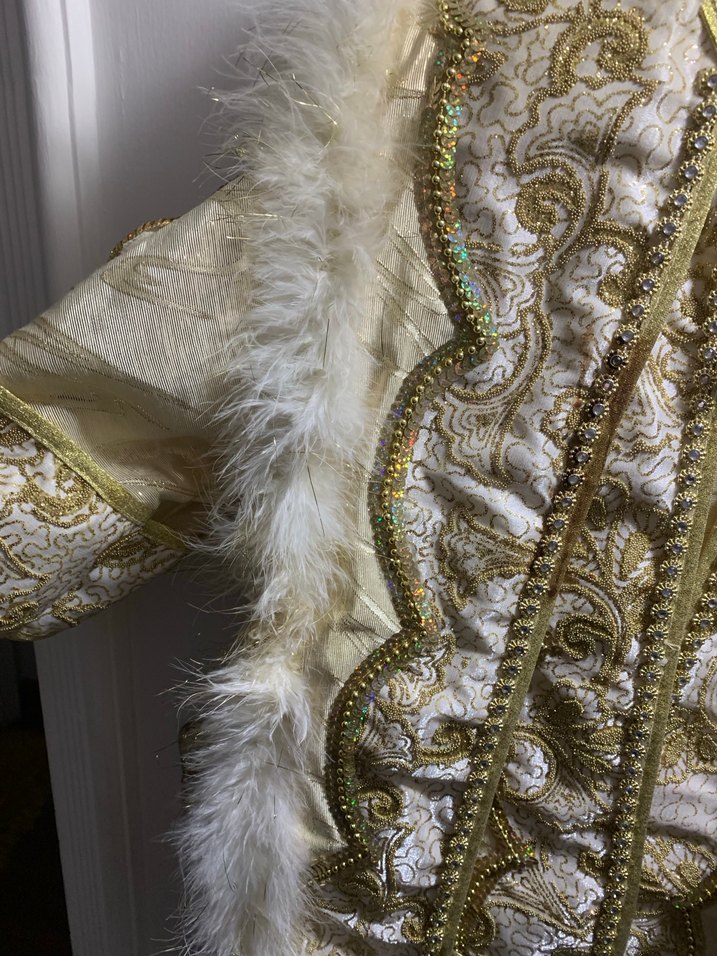 Çocuklar için Altın İşlemeli Sünnet Takımı - Görsel 4