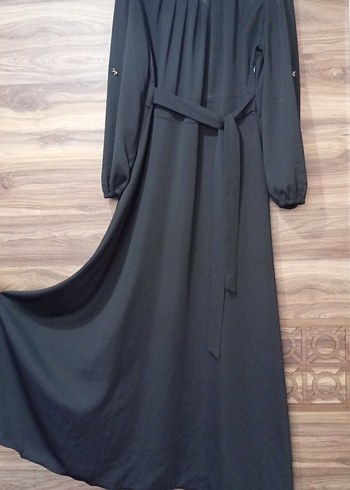 Siyah Uzun Kemerli Minimalist Elbise