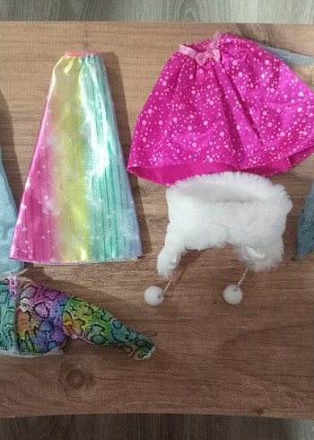 Barbie Pastel Renkli Bebek Kıyafetleri Seti