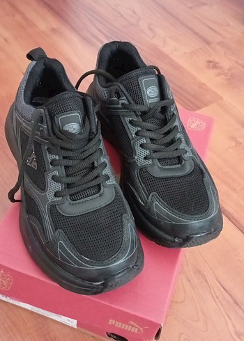 Siyah Bağcıklı Spor Kadın Sneaker