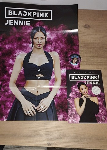 Blackpink jennie okuma kitabı
