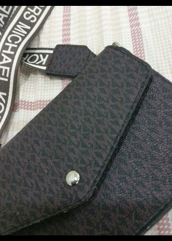 Beden siyah Renk Michael Kors Siyah Baskılı Kadın Çapraz Çanta