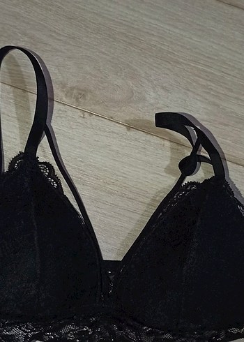 Siyah Dantelli Mini Goth Bralet ARKADAŞIMIN DOLABINDAN