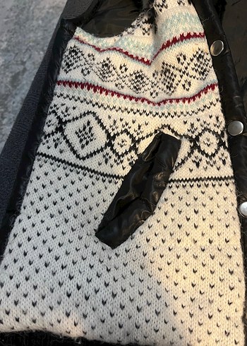 Desenli Örgü Kadın Yelek Kapüşonlu - Görsel 2