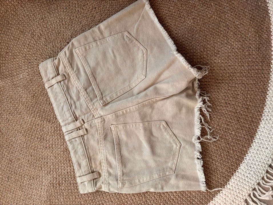 Bej Mini Keten Şort - Görsel 3