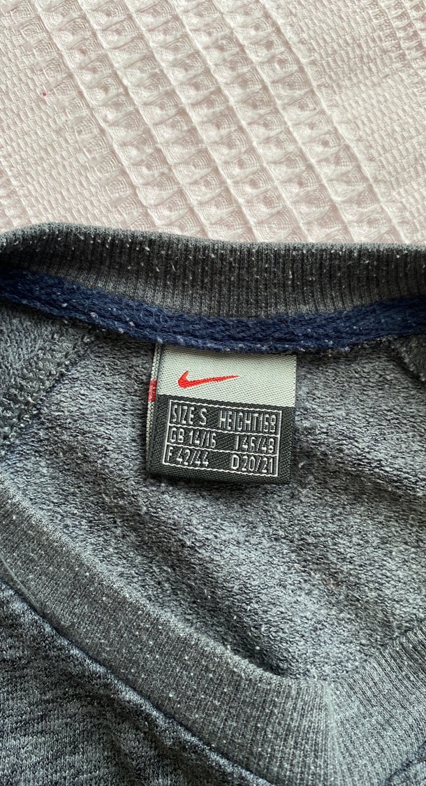 Gri Nike Kadın Sweatshirt - Görsel 4