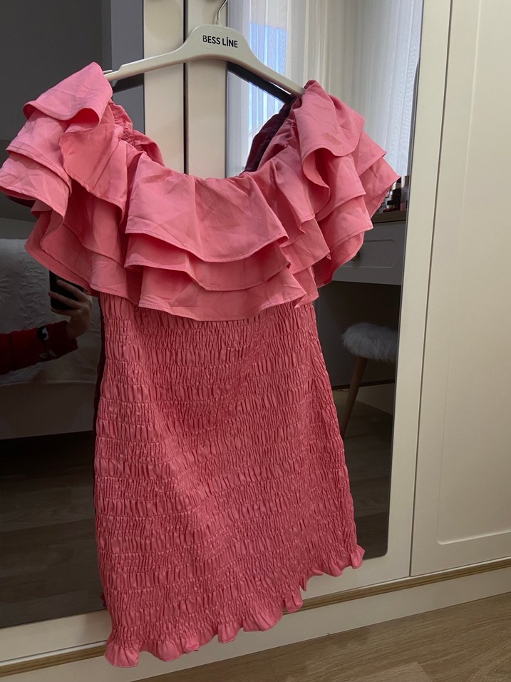 Pembe elbise - Görsel 4