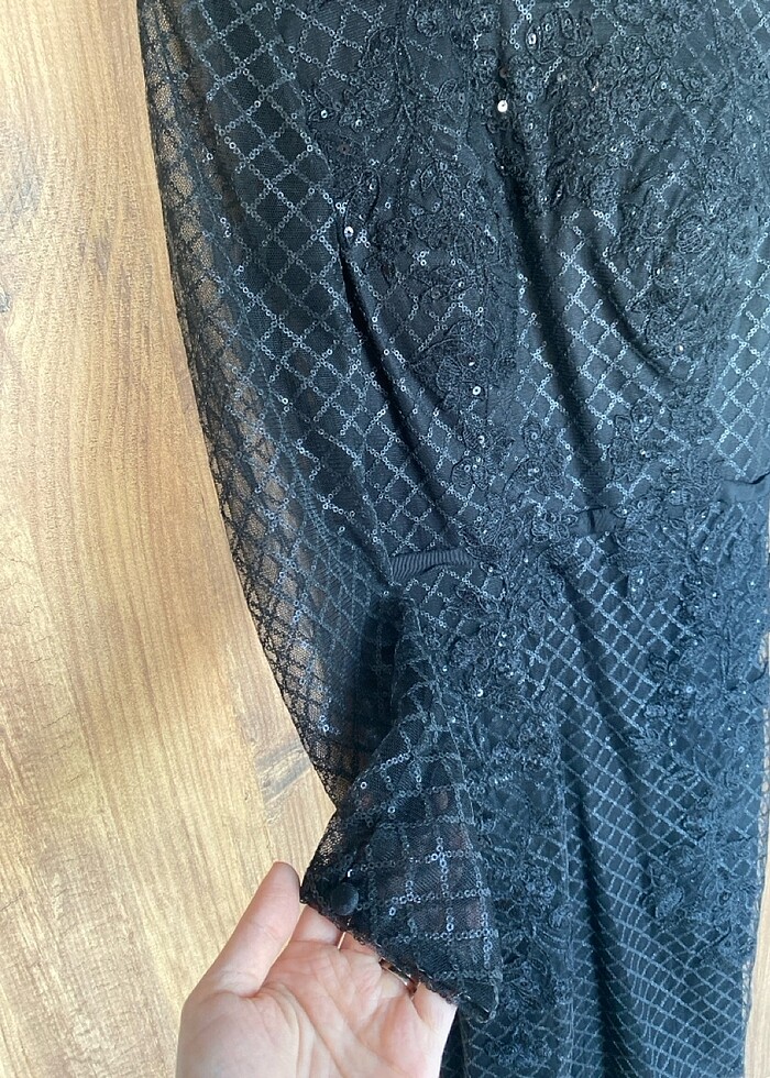 Siyah ışıltılı midi abiye - Görsel 4