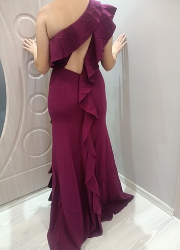 Zara Abiye elbise tek omuz fırfırlı balık elbise