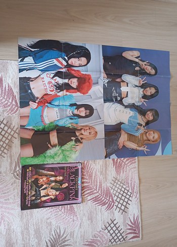 BLACKPINK Poster az hasarli