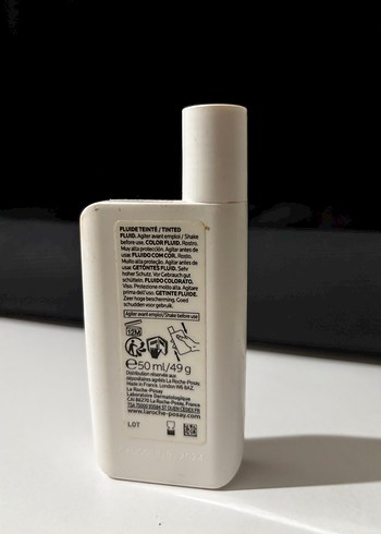 La Roche-Posay Anthelios UVMune 400 SPF 50+ Tonlu Sıvı - Görsel 2