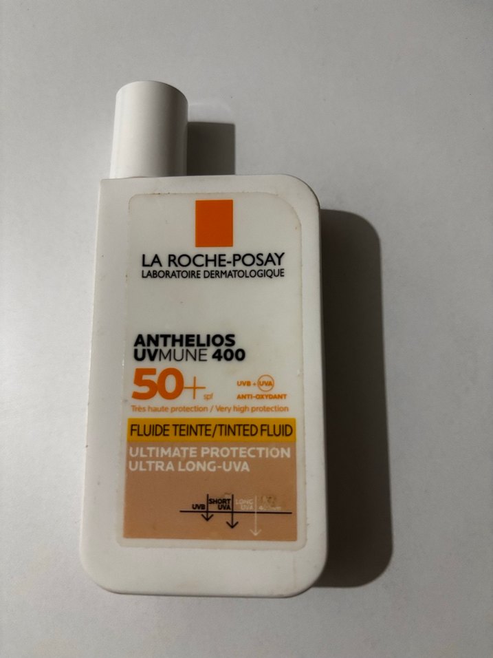 La Roche-Posay Anthelios UVMune 400 SPF 50+ Tonlu Sıvı - Görsel 3