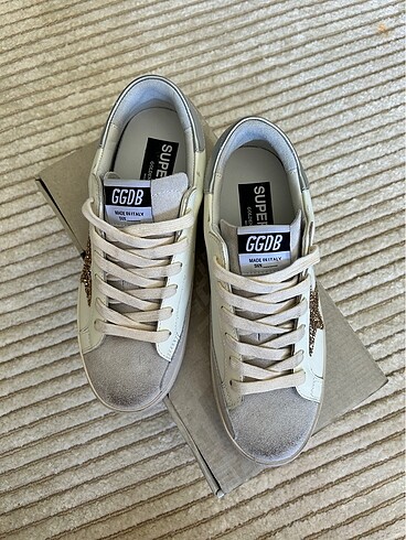 Golden Goose Deluxe Golden Goose Ayakkabı
