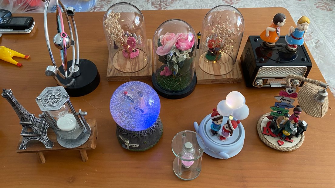 Renkli Pembe Figürinler ve Dekoratif Objeler - Görsel 3