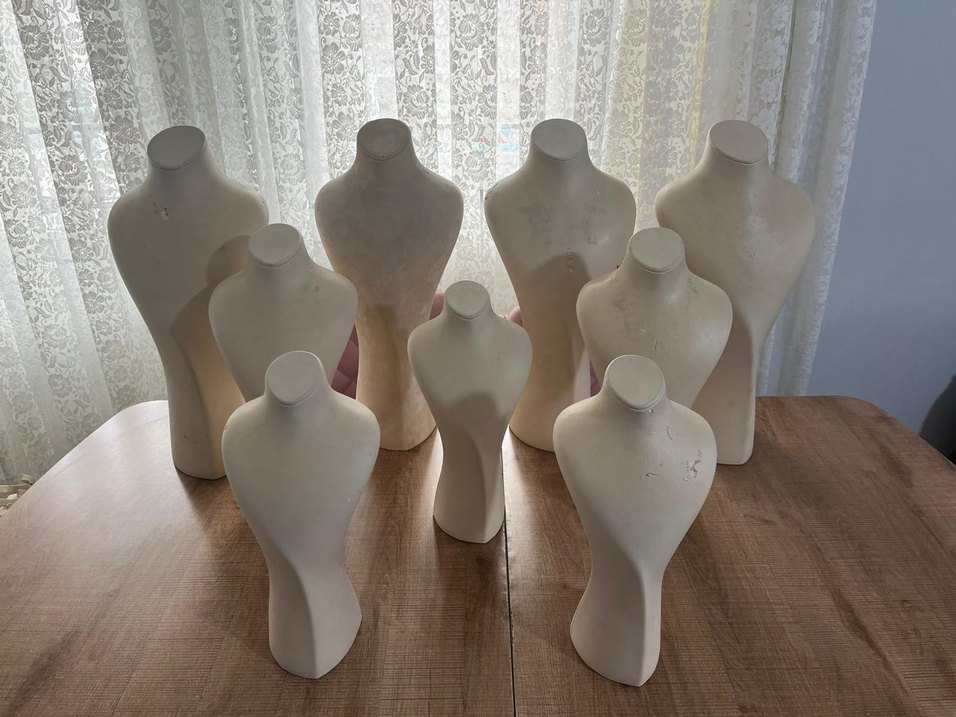 Siyah ve beyaz Takı Mankeni Seti - Görsel 3