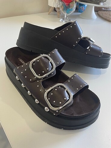 Bershka SATILDI / BERSHKA terlik