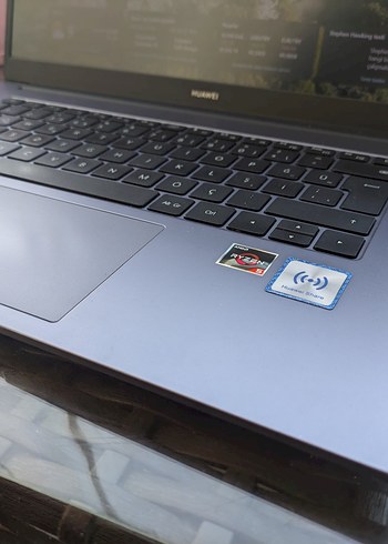TEMİZ HUAWEİ MATEBOOK D15/RYZEN 5/8GB/512GB M2/1GB RX VEGA EK.K. - Görsel 7