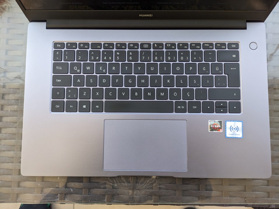 TEMİZ HUAWEİ MATEBOOK D15/RYZEN 5/8GB/512GB M2/1GB RX VEGA EK.K. - Görsel 2