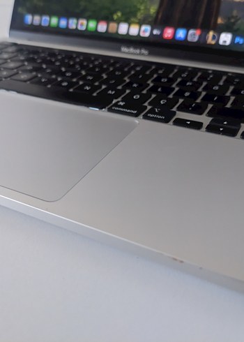 TERTEMİZ MACBOOK PRO 2022/M2/8GB DDR5/256GB M2/BATARYA D.146 - Görsel 4