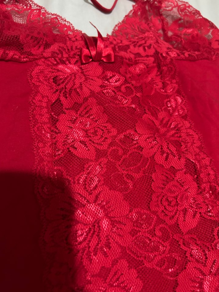 Nakışlı Kırmızı İnce Askılı Kadın Pijama Takımı - Görsel 2