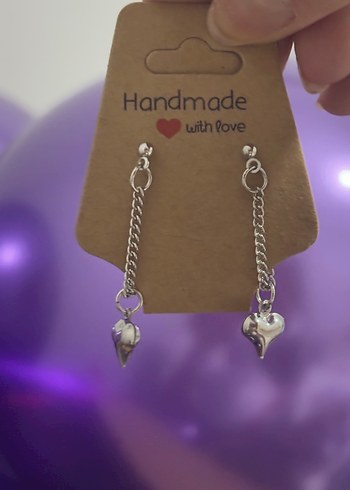 Zincir Detaylı Gri Kalp Küpe - Görsel 2