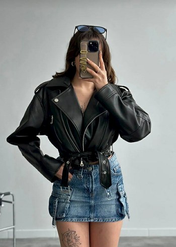 Diğer Kadın Siyah Kemerli Oversize Biker Deri Ceket