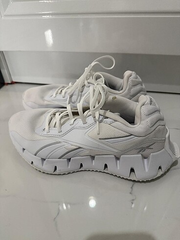 Reebok spor ayakkabı