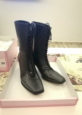 Kadın Siyah Deri Stiletto Topuklu Bağcıklı Bot - Görsel 2