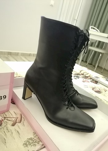 Kadın Siyah Deri Stiletto Topuklu Bağcıklı Bot - Görsel 4