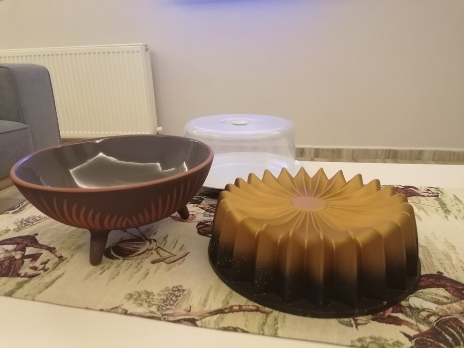 Kahverengi Kek Kalıbı ve Kapaklı Saklama Kabı servis tabağı - Görsel 2