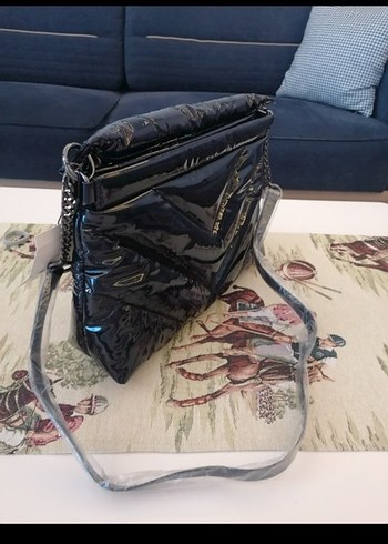 Zara Parlak Mavi Zincir Detaylı Kadın Çanta - Görsel 6