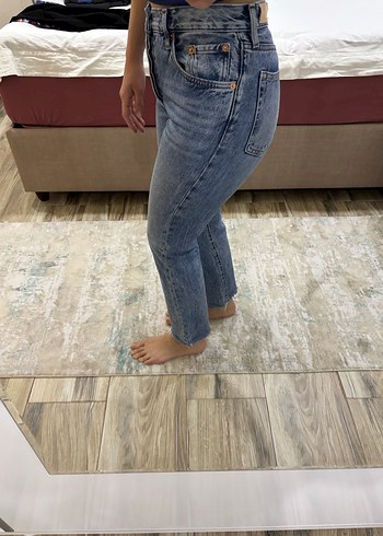 Kadın Gri Normal Kesim Midi Kot Pantolon - Görsel 4