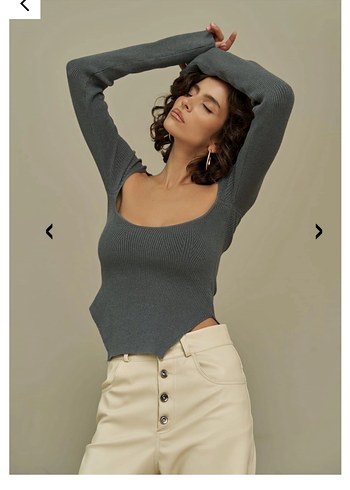 V Yaka Gri Mini Triko Kadın Bluz - Görsel 5