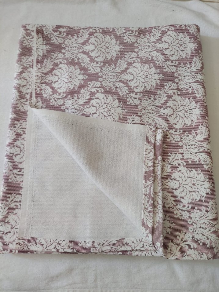 Bordo Çiçek Desenli Pike - Görsel 3