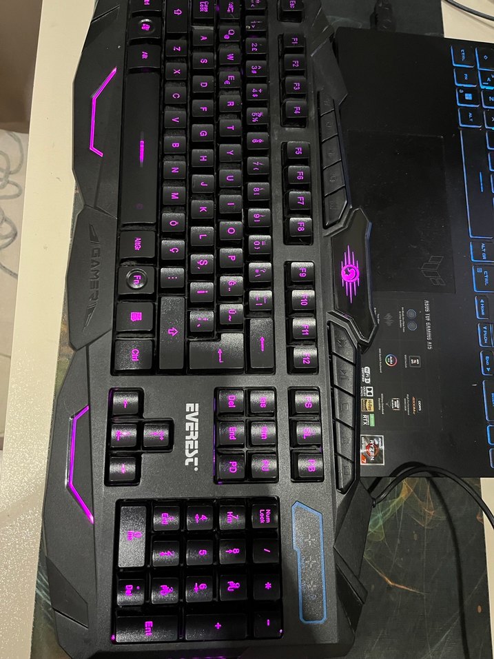 Kırmızı Everest Mekanik Klavye - Görsel 3