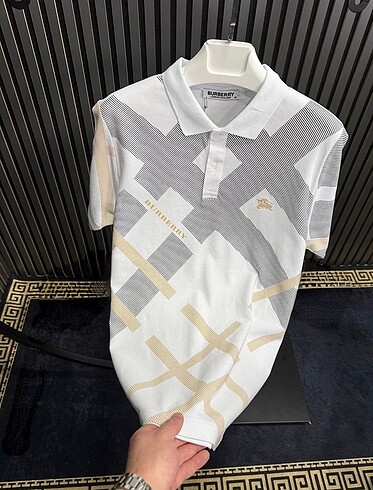 Burberry beyaz Polo yaka