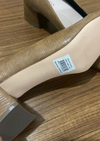 40 Beden Nine west marka Dolgu Topuklu Kadın ayakkabısı