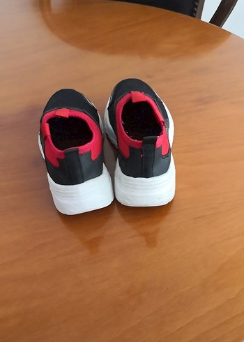 Nike Kırmızı Siyah Erkek Çocuk Spor Ayakkabı