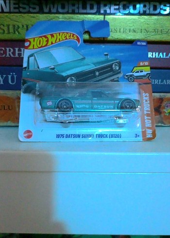 1975 Datsun Sunny Truck Turkuaz Oyuncak Araba