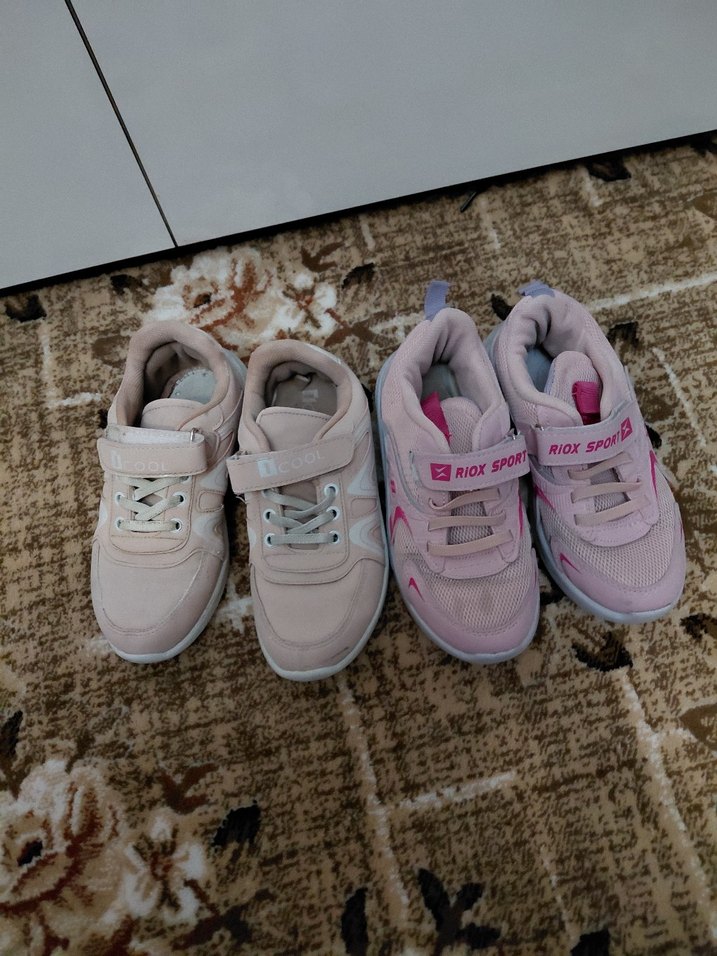 Kız Çocukları için Pembe Cırt Cırtlı Spor Ayakkabı - Görsel 5