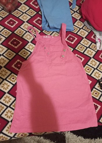 Kız Çocuk Pembe Düğmeli Askılı Elbise