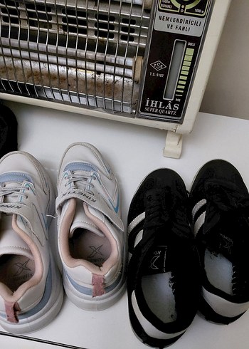 Beyaz Cırt Cırtlı Kadın Spor Ayakkabı - Görsel 3