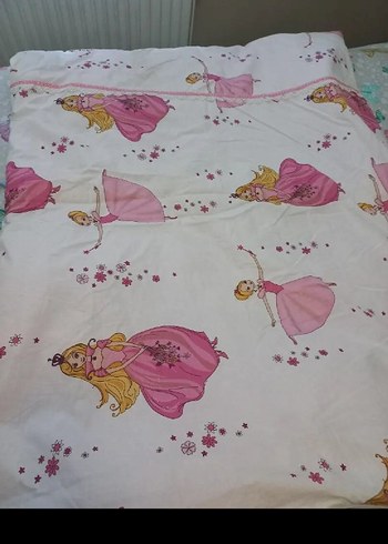 Diğer Pembe Baskılı Çocuk Nevresim Takımı