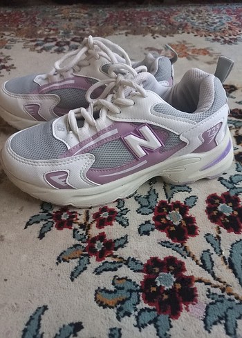 36 Beden Beyaz Bağcıklı Pastel Spor Ayakkabı