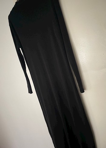 Uzun Siyah Fırfırlı Kadın Elbise - Görsel 3